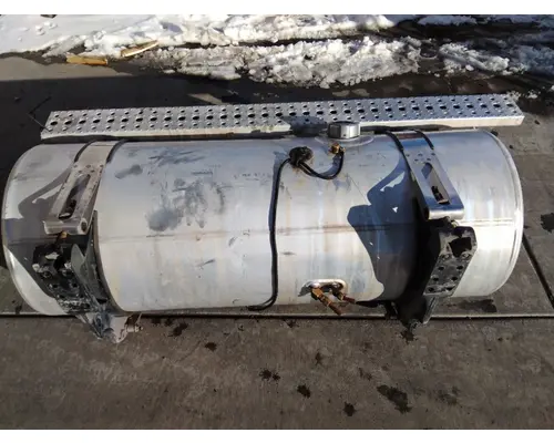 FREIGHTLINER CASCADIA 113 FUEL TANK