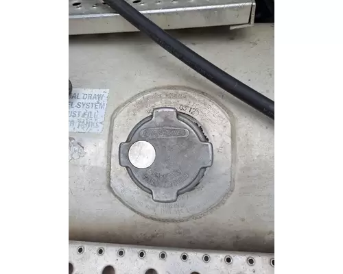 FREIGHTLINER CASCADIA 113 FUEL TANK