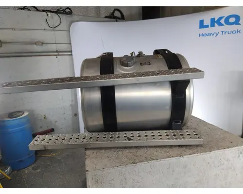 FREIGHTLINER CASCADIA 113 FUEL TANK