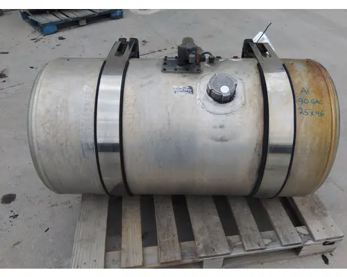 FREIGHTLINER CASCADIA 113 FUEL TANK