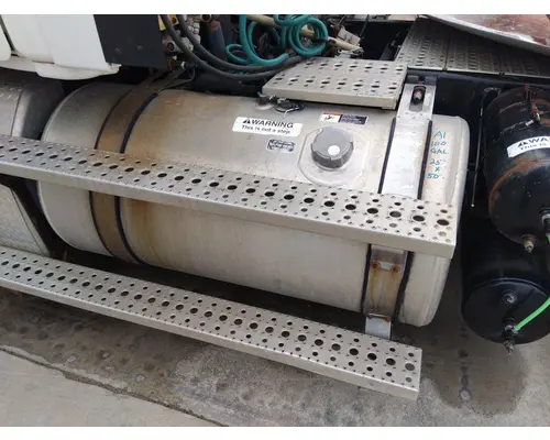 FREIGHTLINER CASCADIA 113 FUEL TANK