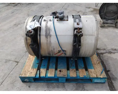 FREIGHTLINER CASCADIA 113 FUEL TANK