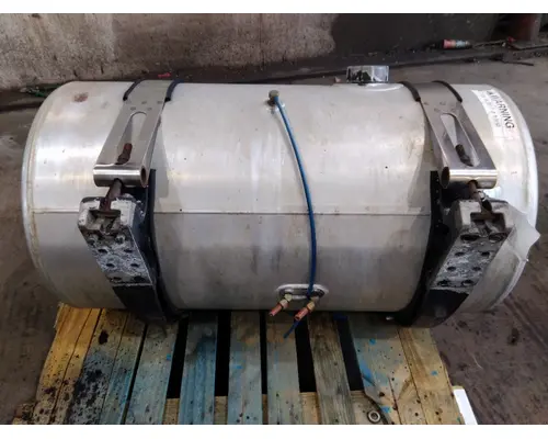 FREIGHTLINER CASCADIA 113 FUEL TANK