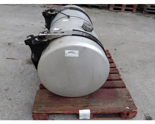 FREIGHTLINER CASCADIA 113 FUEL TANK