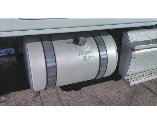 FREIGHTLINER CASCADIA 113 FUEL TANK