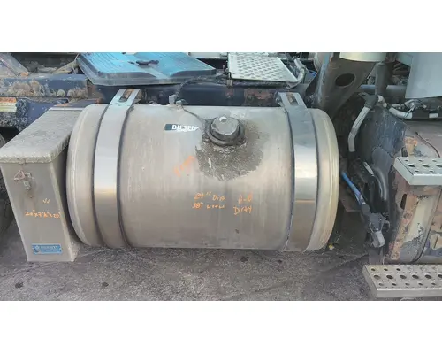 FREIGHTLINER CASCADIA 113 FUEL TANK