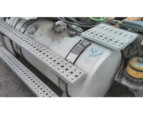 FREIGHTLINER CASCADIA 113 FUEL TANK