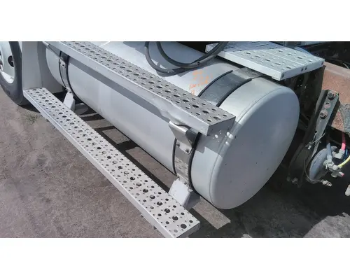 FREIGHTLINER CASCADIA 113 FUEL TANK