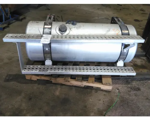 FREIGHTLINER CASCADIA 113 FUEL TANK