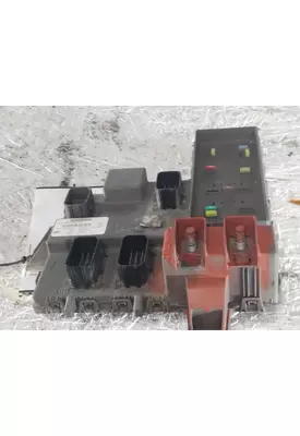 FREIGHTLINER CASCADIA 113 FUSE BOX