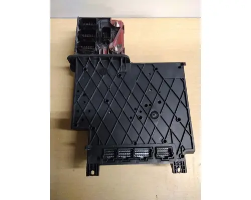 FREIGHTLINER CASCADIA 113 FUSE BOX