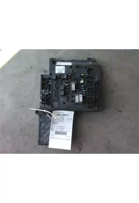 FREIGHTLINER CASCADIA 113 FUSE BOX