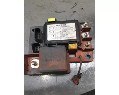 FREIGHTLINER CASCADIA 113 FUSE BOX
