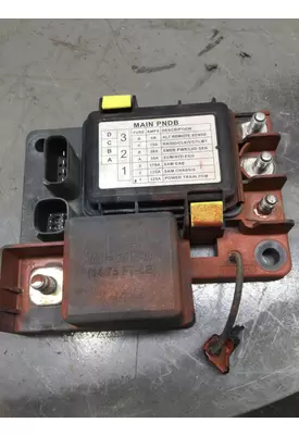 FREIGHTLINER CASCADIA 113 FUSE BOX