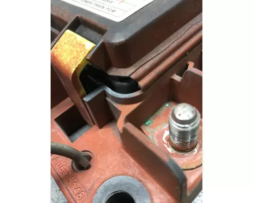 FREIGHTLINER CASCADIA 113 FUSE BOX