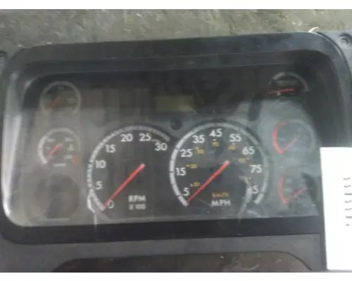 FREIGHTLINER CASCADIA 113 GAUGE CLUSTER