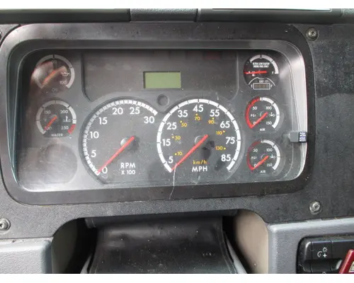 FREIGHTLINER CASCADIA 113 GAUGE CLUSTER