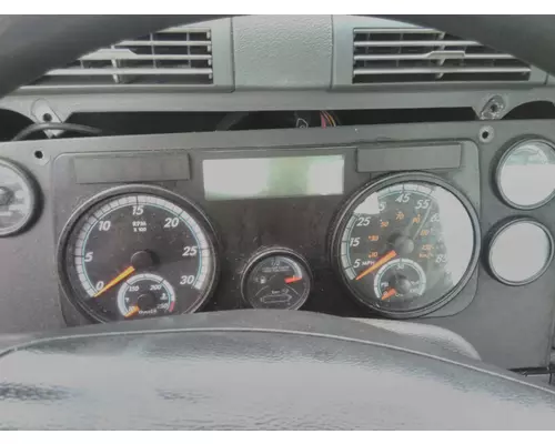 FREIGHTLINER CASCADIA 113 GAUGE CLUSTER