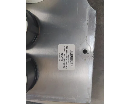 FREIGHTLINER CASCADIA 113 GAUGE CLUSTER