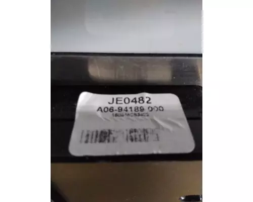 FREIGHTLINER CASCADIA 113 GAUGE CLUSTER