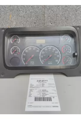 FREIGHTLINER CASCADIA 113 GAUGE CLUSTER