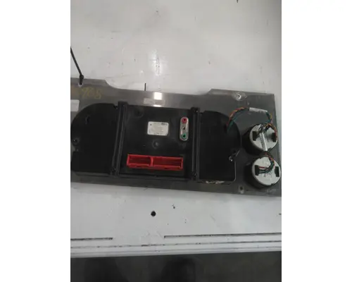 FREIGHTLINER CASCADIA 113 GAUGE CLUSTER