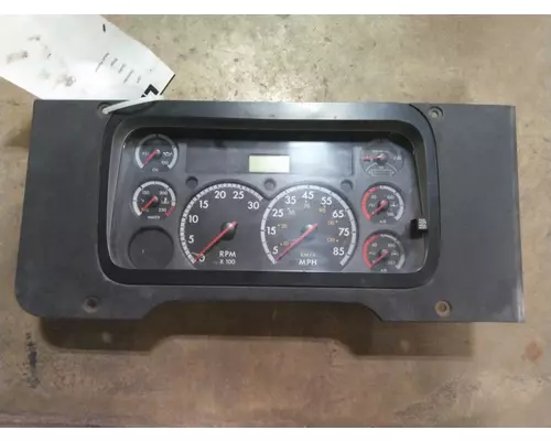 FREIGHTLINER CASCADIA 113 GAUGE CLUSTER