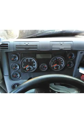 FREIGHTLINER CASCADIA 113 GAUGE CLUSTER