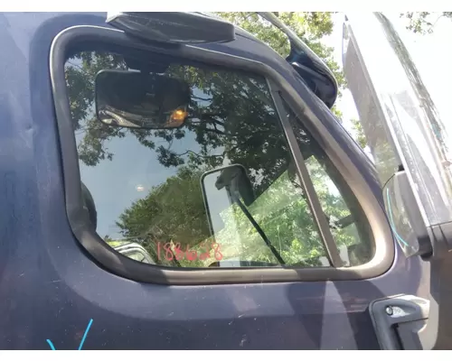 FREIGHTLINER CASCADIA 113 GLASS, DOOR, FRONT