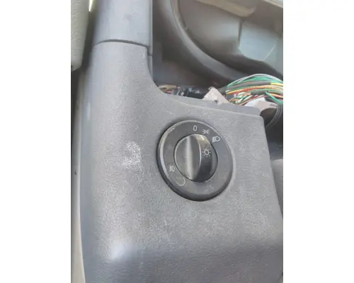 FREIGHTLINER CASCADIA 113 HEADLAMP SWITCH