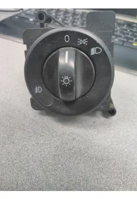FREIGHTLINER CASCADIA 113 HEADLAMP SWITCH
