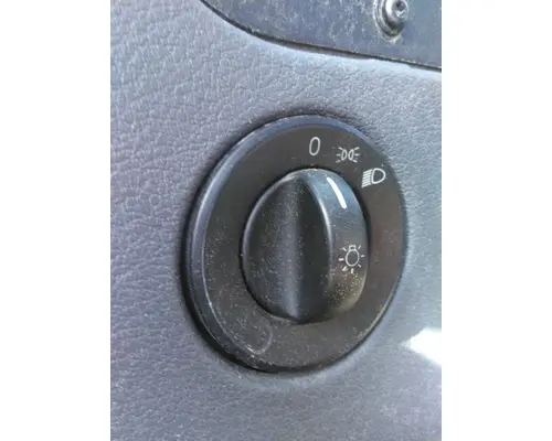 FREIGHTLINER CASCADIA 113 HEADLAMP SWITCH