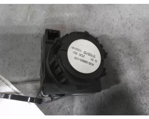 FREIGHTLINER CASCADIA 113 HEADLAMP SWITCH