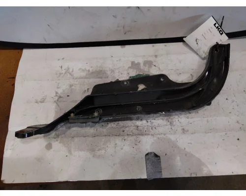 FREIGHTLINER CASCADIA 113 HOOD BRACKET