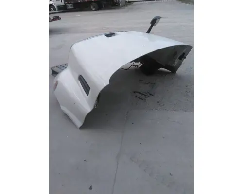 FREIGHTLINER CASCADIA 113 HOOD