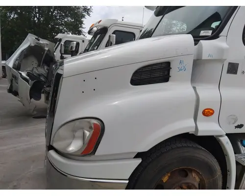 FREIGHTLINER CASCADIA 113 HOOD