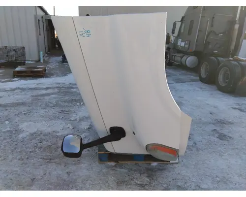 FREIGHTLINER CASCADIA 113 HOOD