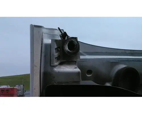 FREIGHTLINER CASCADIA 113 HOOD