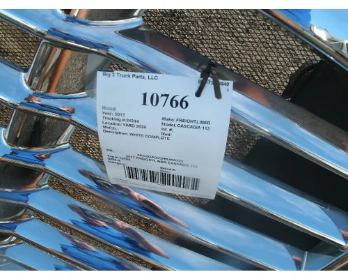 FREIGHTLINER CASCADIA 113 Hood