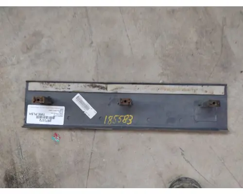 FREIGHTLINER CASCADIA 113 INTERIOR PARTS, MISC.