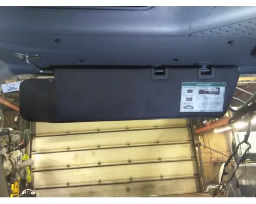 FREIGHTLINER CASCADIA 113 INTERIOR SUN VISOR