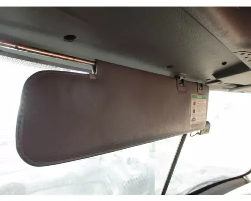 FREIGHTLINER CASCADIA 113 INTERIOR SUN VISOR