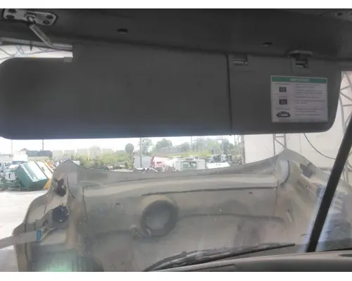 FREIGHTLINER CASCADIA 113 INTERIOR SUN VISOR
