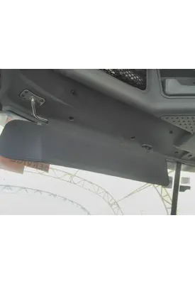 FREIGHTLINER CASCADIA 113 INTERIOR SUN VISOR