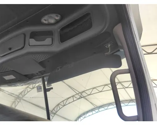 FREIGHTLINER CASCADIA 113 INTERIOR SUN VISOR