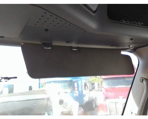 FREIGHTLINER CASCADIA 113 INTERIOR SUN VISOR