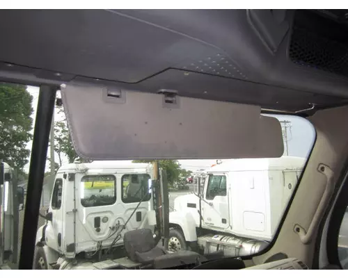 FREIGHTLINER CASCADIA 113 INTERIOR SUN VISOR