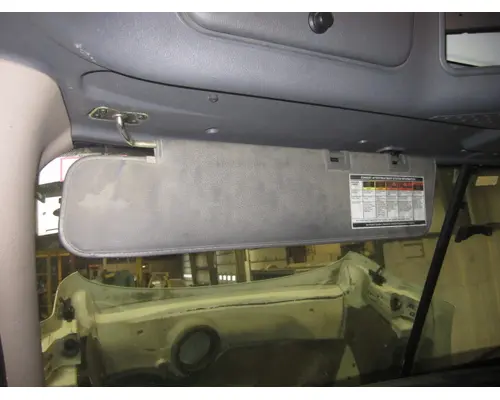 FREIGHTLINER CASCADIA 113 INTERIOR SUN VISOR
