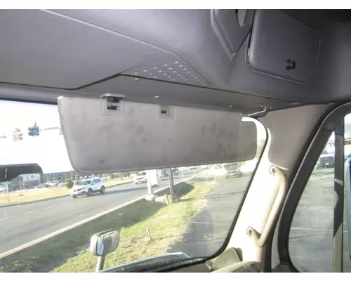 FREIGHTLINER CASCADIA 113 INTERIOR SUN VISOR