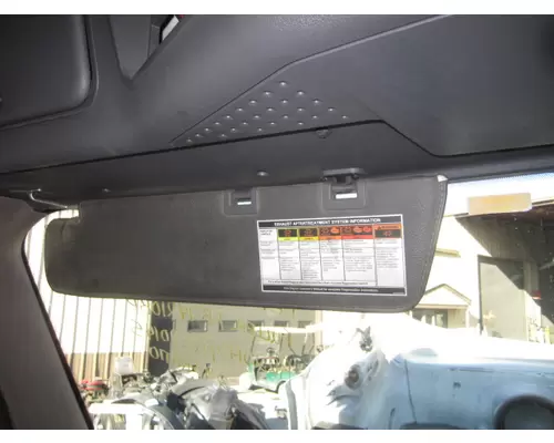 FREIGHTLINER CASCADIA 113 INTERIOR SUN VISOR